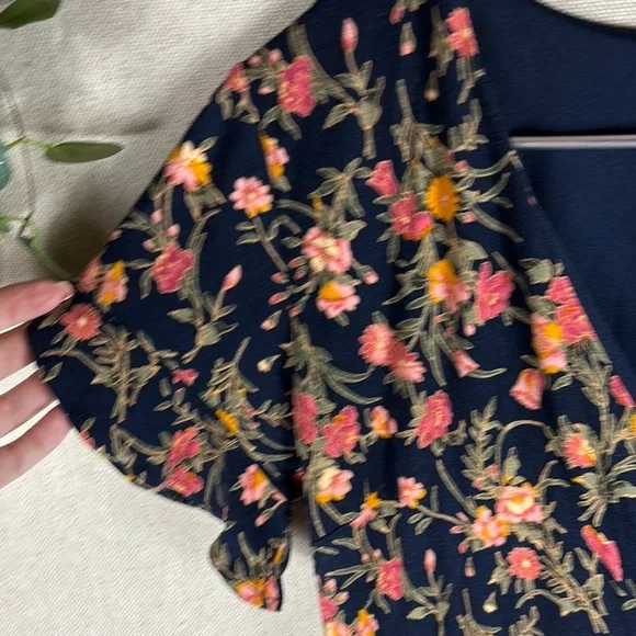 Loft > Floral Wrap Short Sleeve Dress 4 - Picture 4 of 9